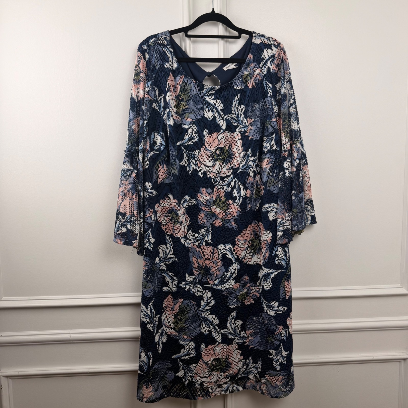 Westport Navy Blue Pink Floral Lace Bell Sleeve Shift Dress Womens 2x Plus Size